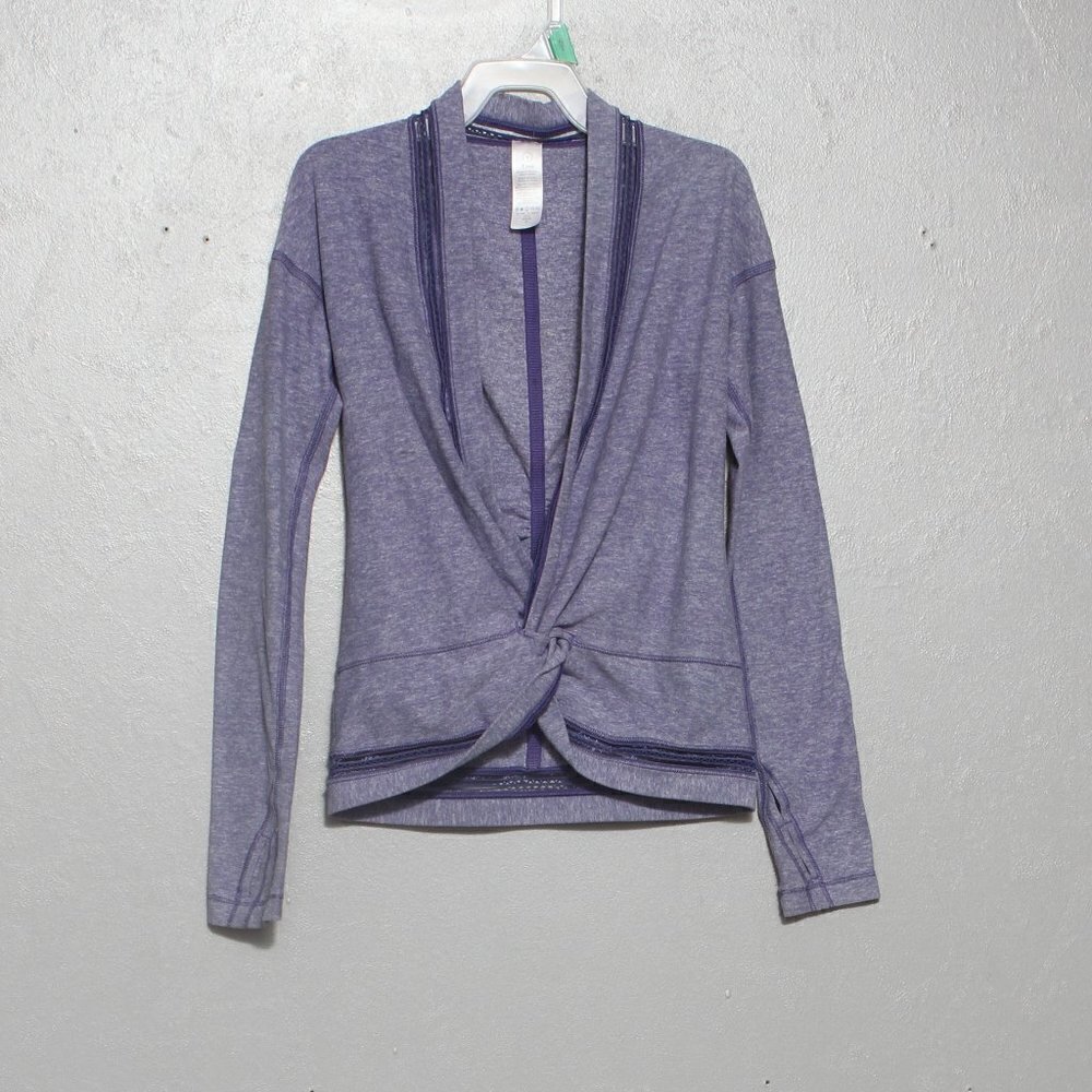Ivivva lululemon on the move kids athletic long sleeve twist know top